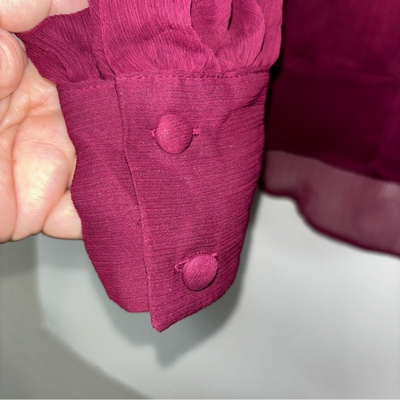 Nine West Blouse Women’s Medium Wine Maroon Lined Button Up Ruffle Flowy Dressy - Picture 7 of 10